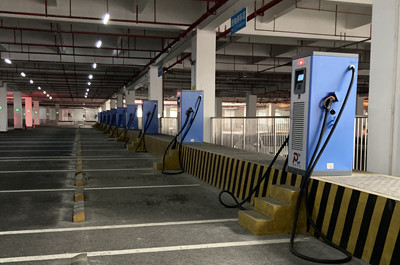 <span>合川火车站充电站</span>