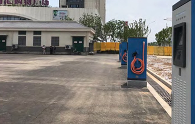 <span>邳州公交公司充电站</span>