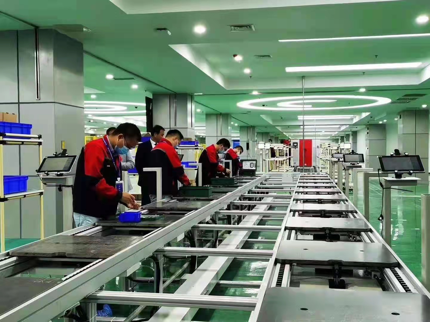 <div style="text-align:center;">
	<br />
<span><span style="font-size:14px;">生产车间</span></span>
</div>